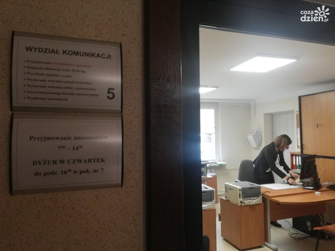 Wydział komunikacji czynny. Jednak z obostrzeniami Wydział komunikacji czynny. Jednak z obostrzeniami