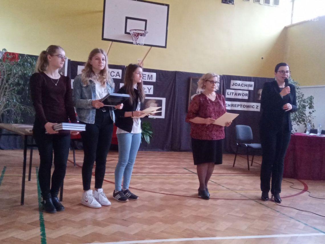 Wykazali się wiedzą z dwudziestolecia międzywojennego Wykazali się wiedzą z dwudziestolecia międzywojennego