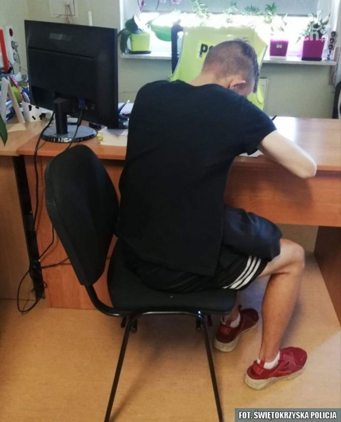 Wykorzystał dobre serce seniora i okradł go