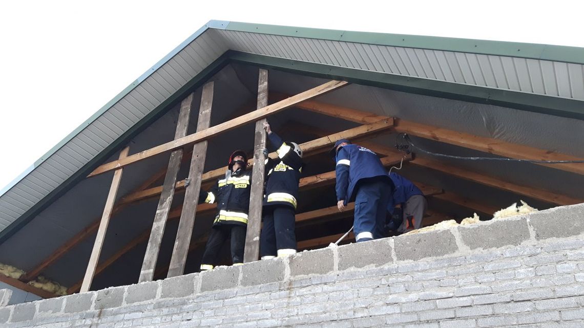 WYMYSŁÓW - runęła ściana domu WYMYSŁÓW - runęła ściana domu