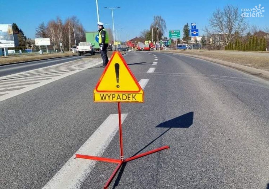 Wypadek na obwodnicy Ostrowca Św. Wypadek na obwodnicy Ostrowca Św.