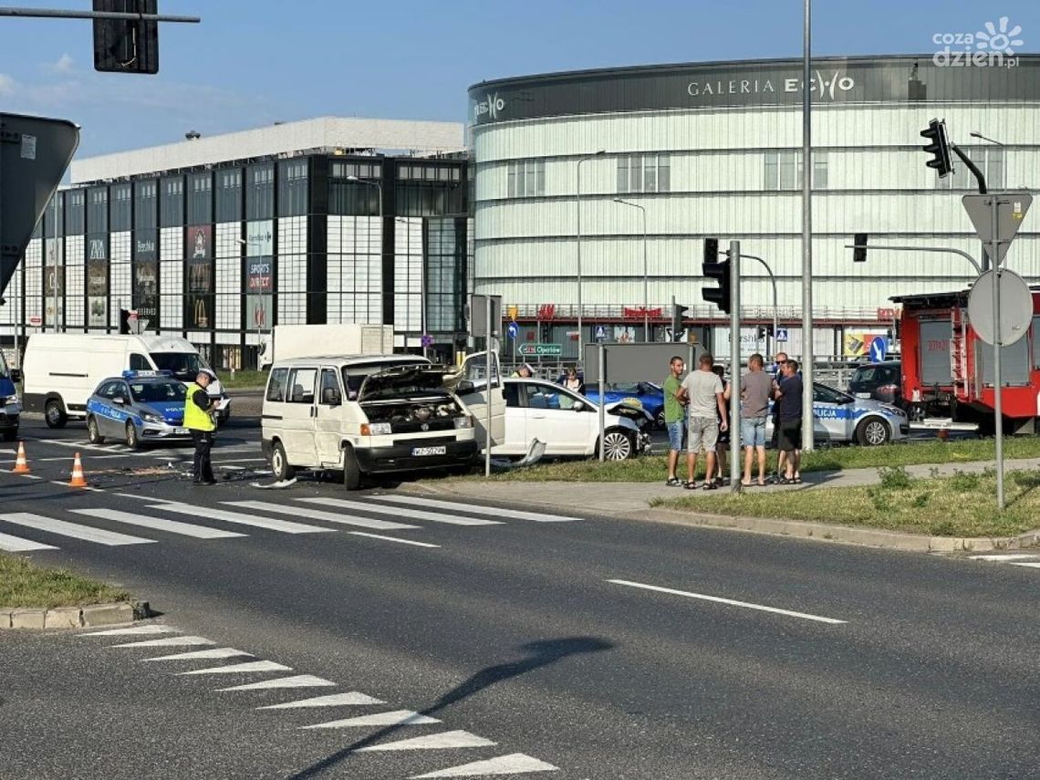Wypadek na ulicy Świętokrzyskiej w Kielcach Wypadek na ulicy Świętokrzyskiej w Kielcach
