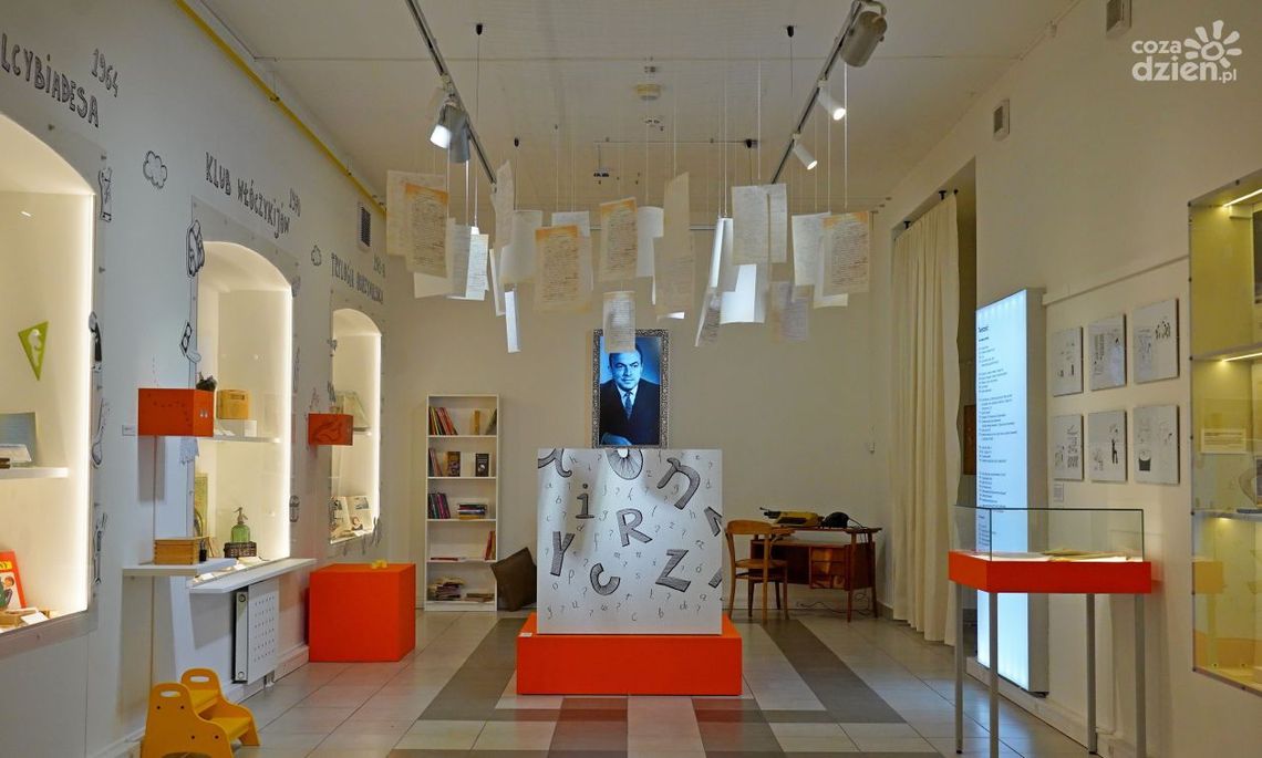 Wystawa w Muzeum Zabawek o Edmundzie Niziurskim Wystawa w Muzeum Zabawek o Edmundzie Niziurskim