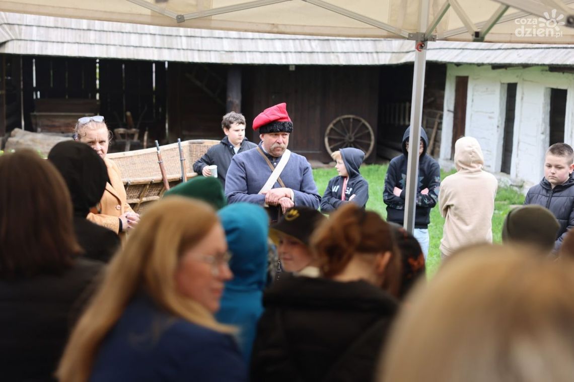 Wystawa w Zagrodzie Czernikiewiczów Wystawa w Zagrodzie Czernikiewiczów