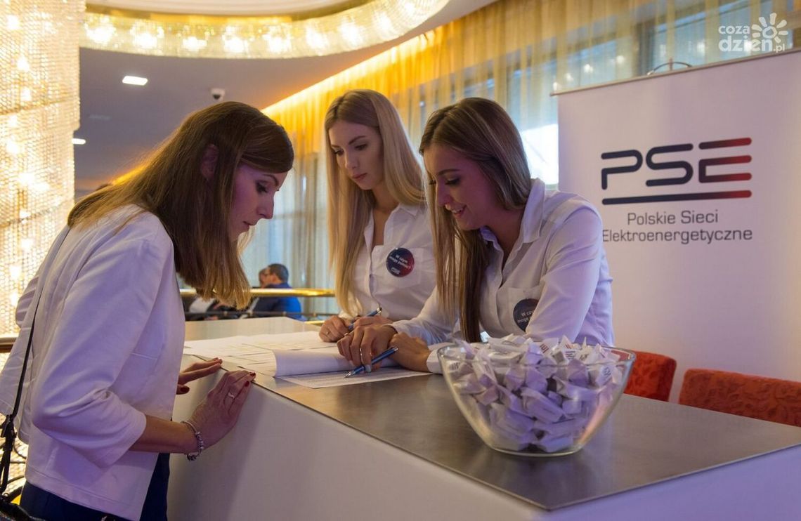 Wzbogać swoje wydarzenie o profesjonalizm agencji hostess i modeli! Wzbogać swoje wydarzenie o profesjonalizm agencji hostess i modeli!