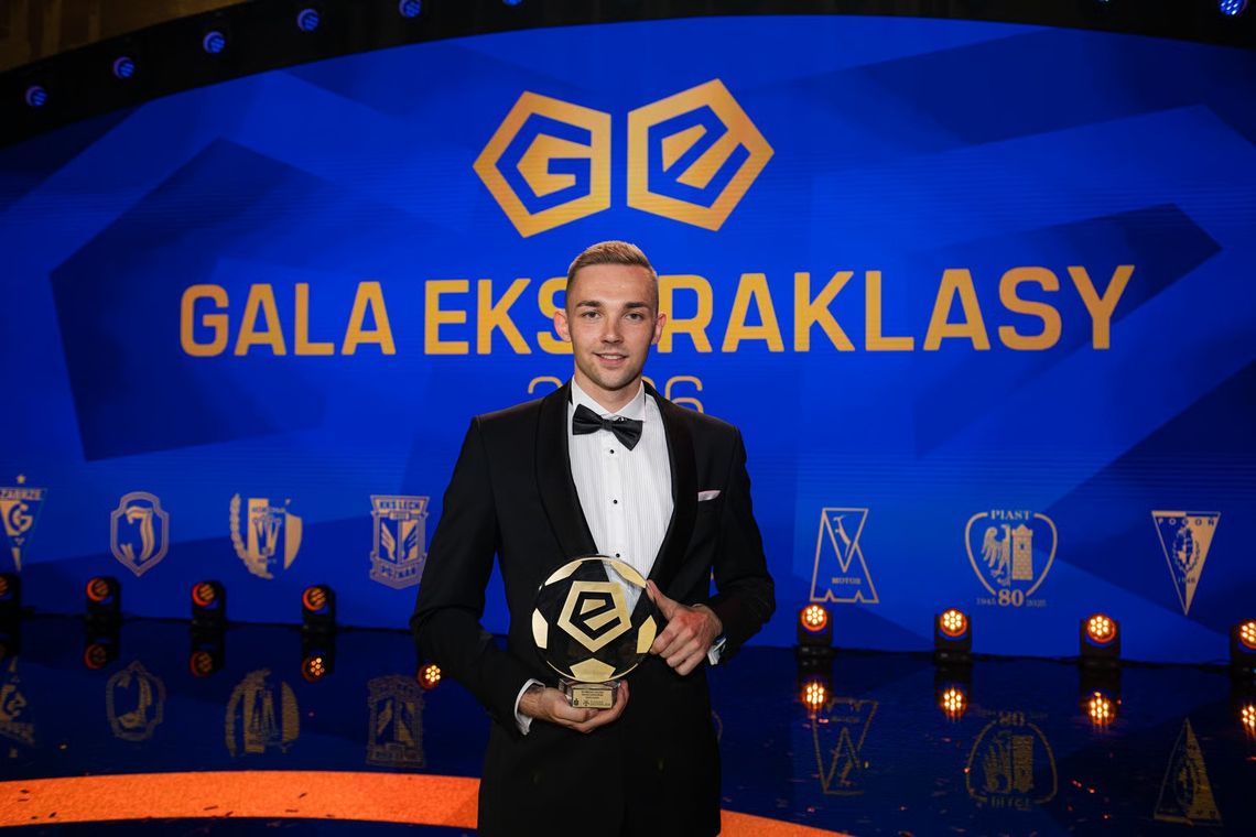 Xavier Dziekoński Najlepszym Bramkarzem Sezonu w Ekstraklasie Xavier Dziekoński Najlepszym Bramkarzem Sezonu w Ekstraklasie