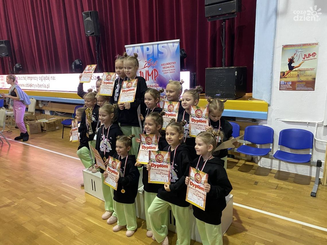 XIX Mikołajkowy Turniej Tańca