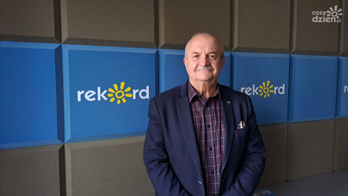 Z. Bień: Na ostrowieckim cmentarzu komunalnym bardzo dobrze przyjął się pomysł tzw. zniczodzielni 
