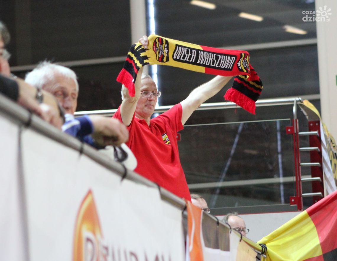 Z hukiem spadają z ligi