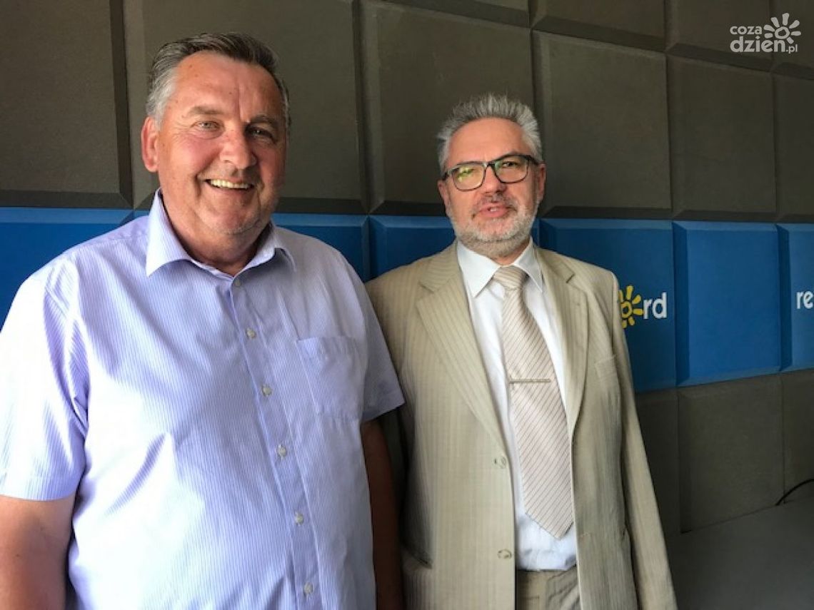 Z. Kałamaga, T. Łodej: 100-lecie technikum hutniczo-mechanicznego będzie wielkim świętem szkolnej społeczności Z. Kałamaga, T. Łodej: 100-lecie technikum hutniczo-mechanicznego będzie wielkim świętem szkolnej społeczności