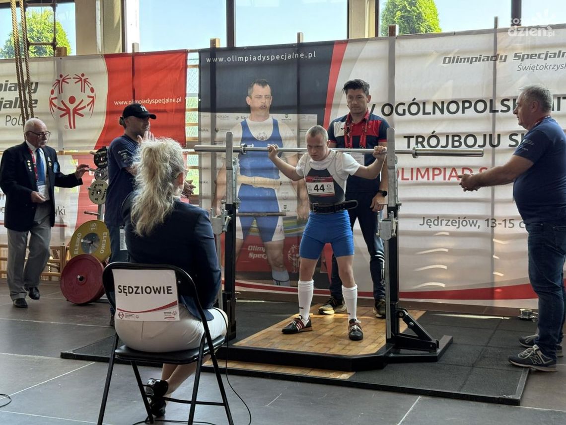 Za nami XIV Ogólnopolski Trójbój Siłowy Olimpiad Specjalnych. Emocji nie brakowało! Za nami XIV Ogólnopolski Trójbój Siłowy Olimpiad Specjalnych. Emocji nie brakowało!