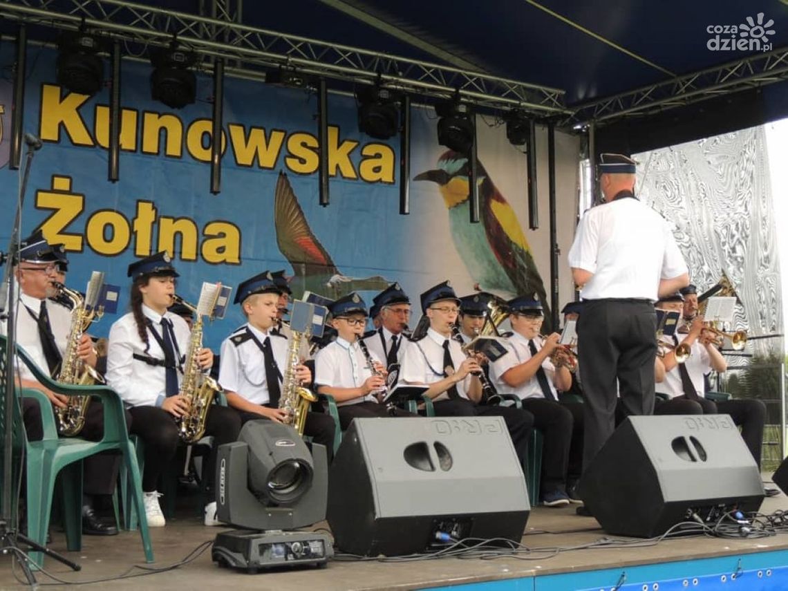 Zabawa w Kunowie ze zdrowotnymi akcentami