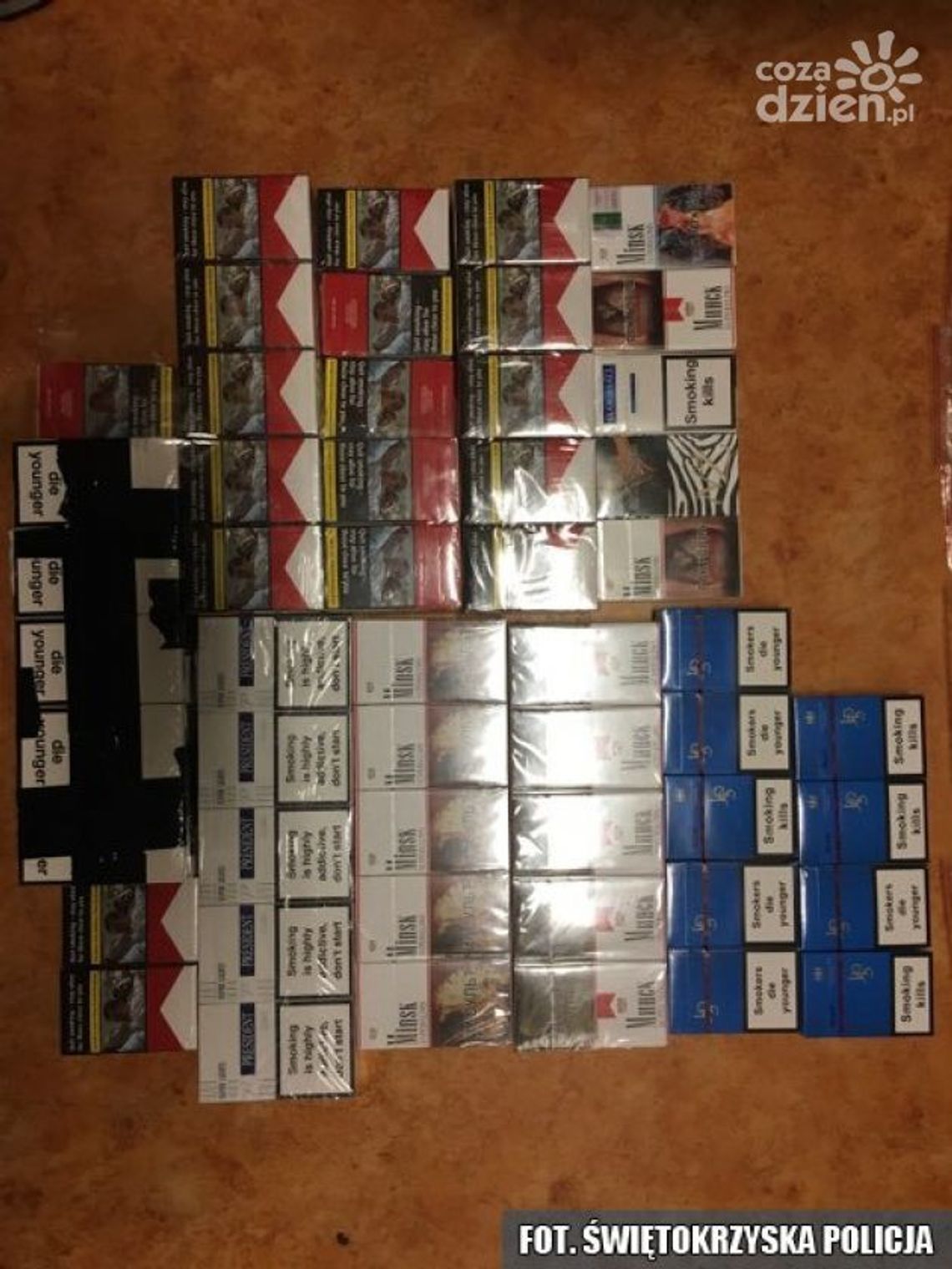 Zabezpieczono papierosy bez polskich znaków akcyzy Zabezpieczono papierosy bez polskich znaków akcyzy