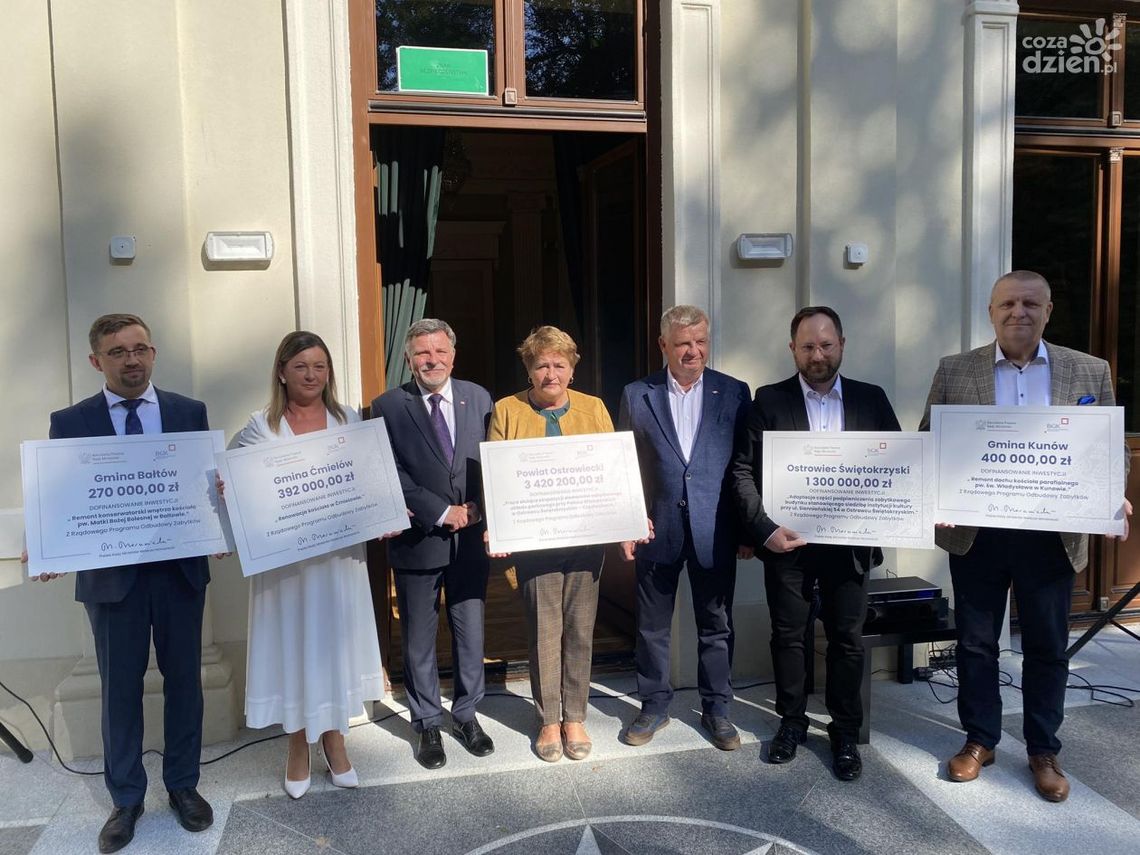 Zabytki w powiecie ostrowieckim z dofinansowaniem Zabytki w powiecie ostrowieckim z dofinansowaniem