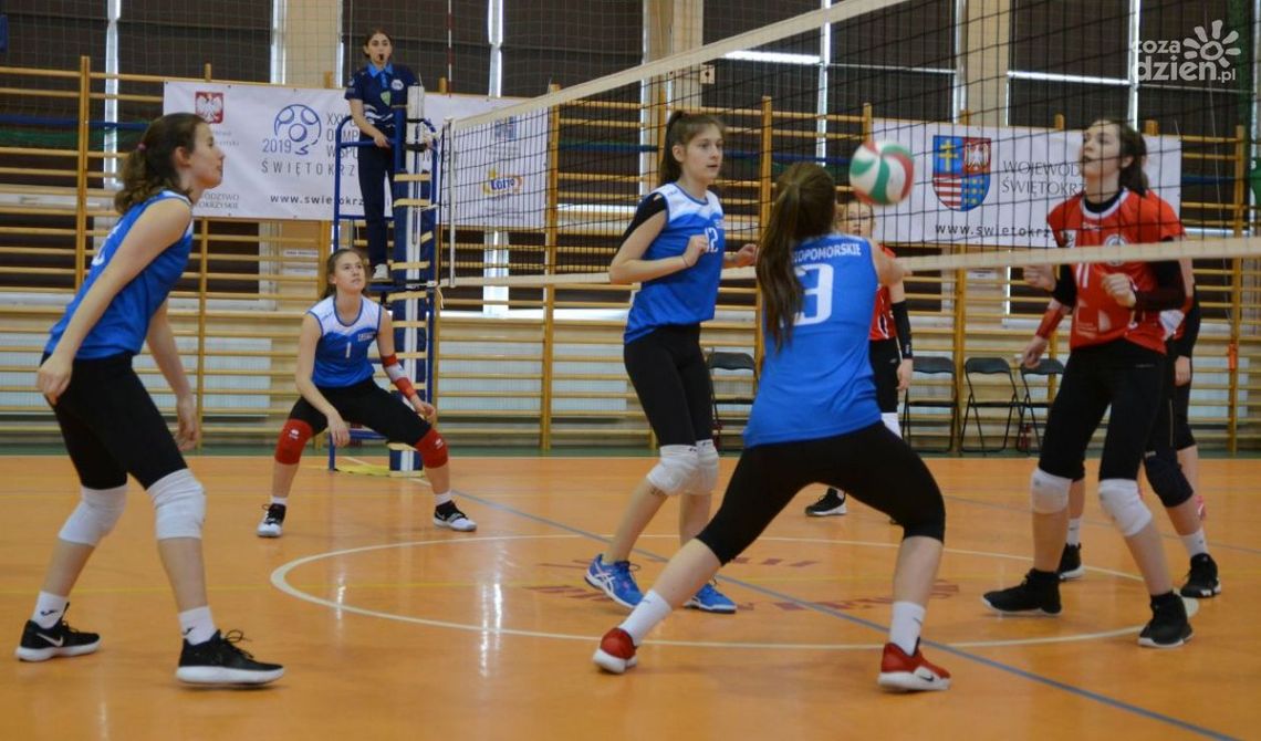 Zachodniopomorskie i Wielkopolskie w finale siatkarskiej Olimpiady w Ostrowcu Św. Zachodniopomorskie i Wielkopolskie w finale siatkarskiej Olimpiady w Ostrowcu Św.