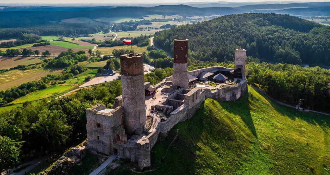 Zakończono kompleksową renowację murów Zamku Królewskiego w Chęcinach Zakończono kompleksową renowację murów Zamku Królewskiego w Chęcinach