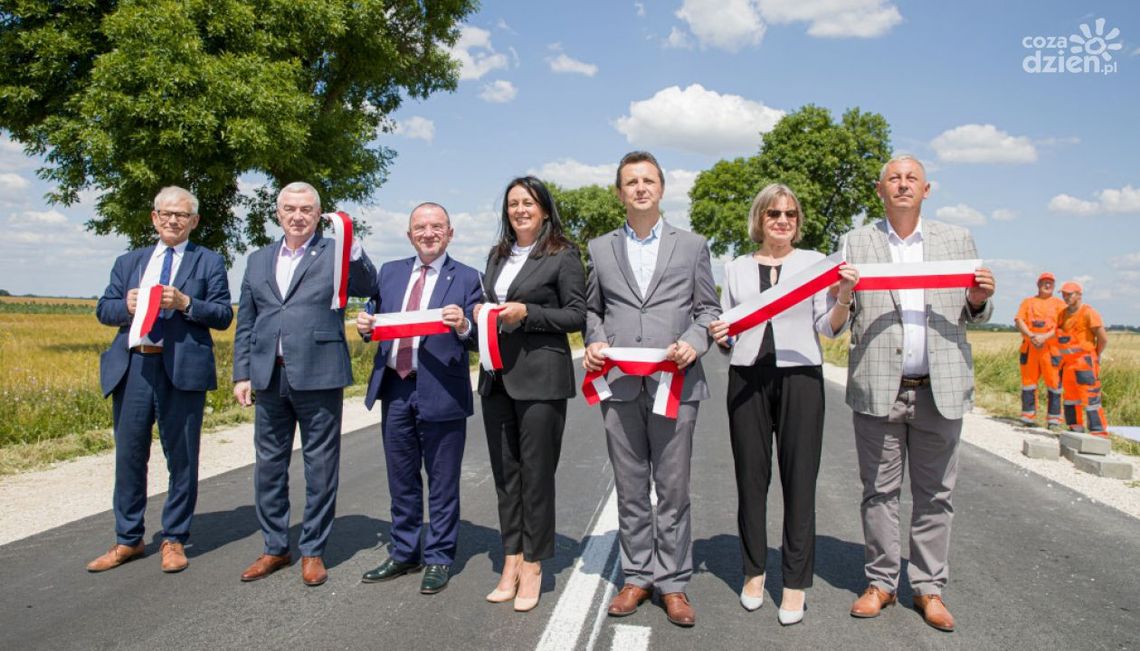 Zakończyła się przebudowa drogi wojewódzkiej nr 768 w Łysakowie Zakończyła się przebudowa drogi wojewódzkiej nr 768 w Łysakowie