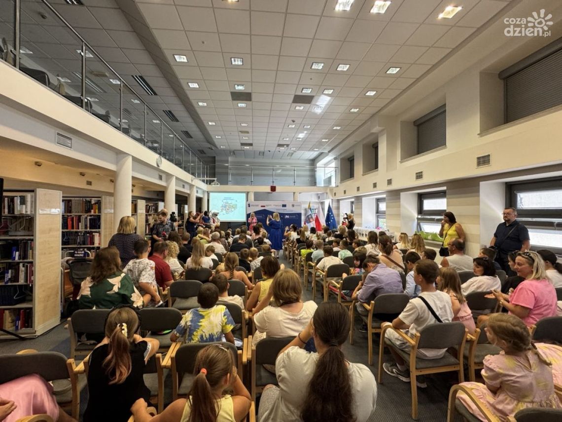 Zakończyła się tegoroczna edycja akcji „Świętokrzyski Podróżnik Europejski” Zakończyła się tegoroczna edycja akcji „Świętokrzyski Podróżnik Europejski”