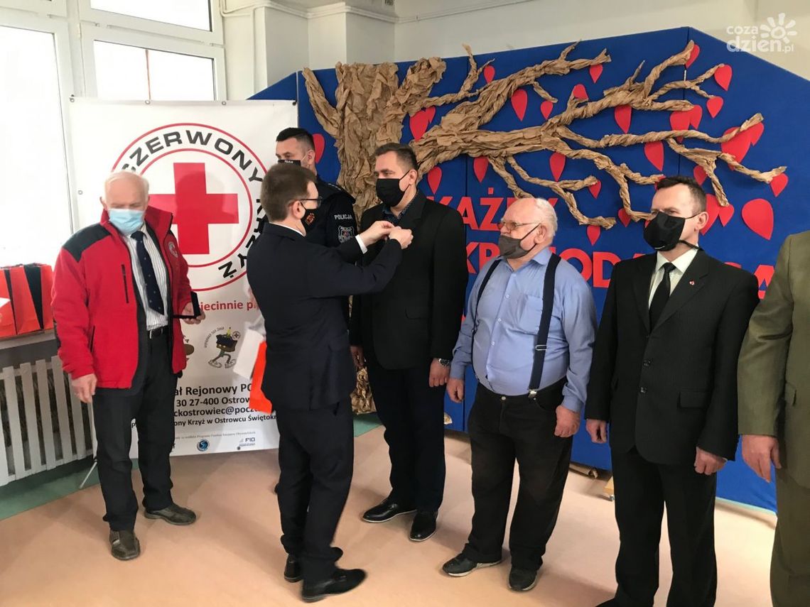 Zasłużeni krwiodawcy odznaczeni Zasłużeni krwiodawcy odznaczeni