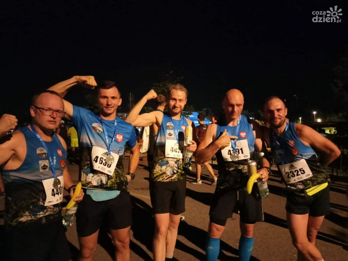 Zawodnicy Dream Team Wokół Łysej Góry ukończyli z dużymi sukcesami Półmaraton Praski Zawodnicy Dream Team Wokół Łysej Góry ukończyli z dużymi sukcesami Półmaraton Praski