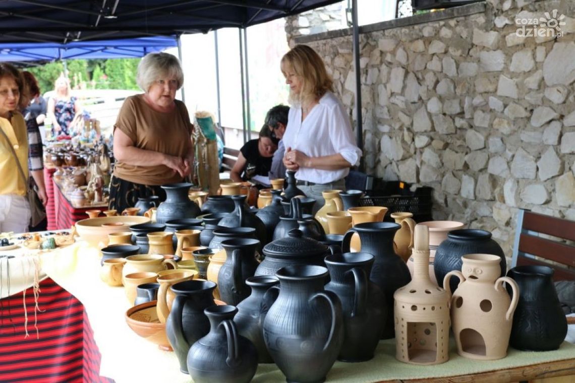 Zbliżają się Chałupkowe Garcynki w Morawicy Zbliżają się Chałupkowe Garcynki w Morawicy
