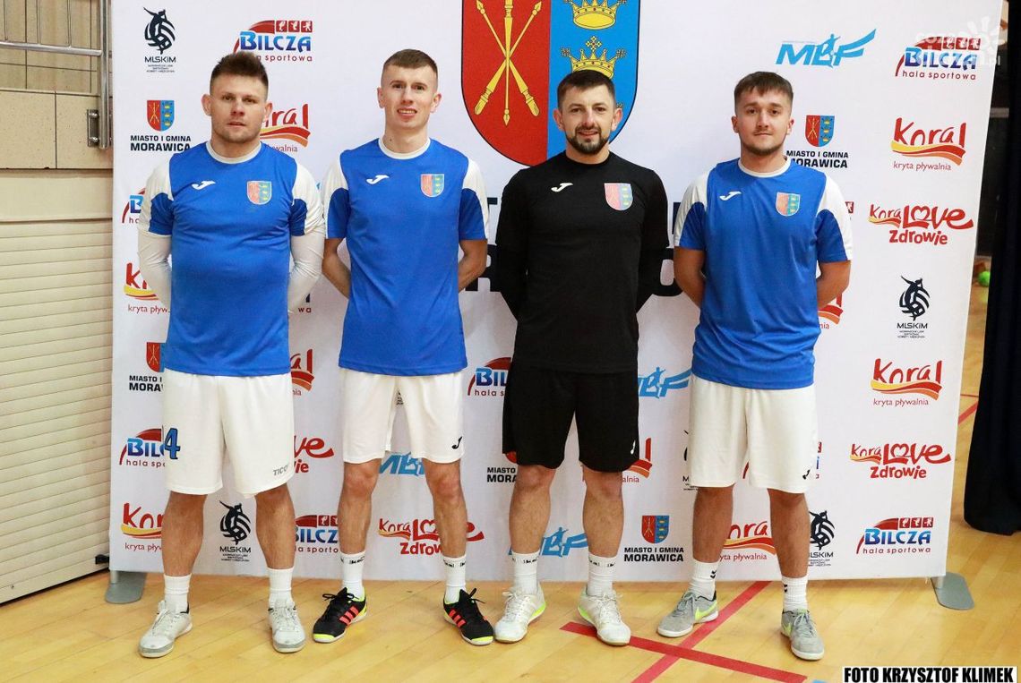 Zdjęcia drużyn z trójek Zdzisława Mojeckiego Zdjęcia drużyn z trójek Zdzisława Mojeckiego