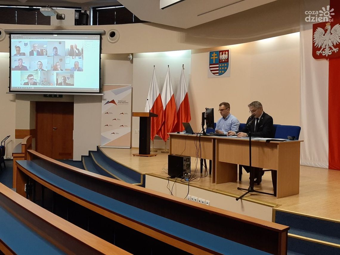 Ze starostami o drogach 