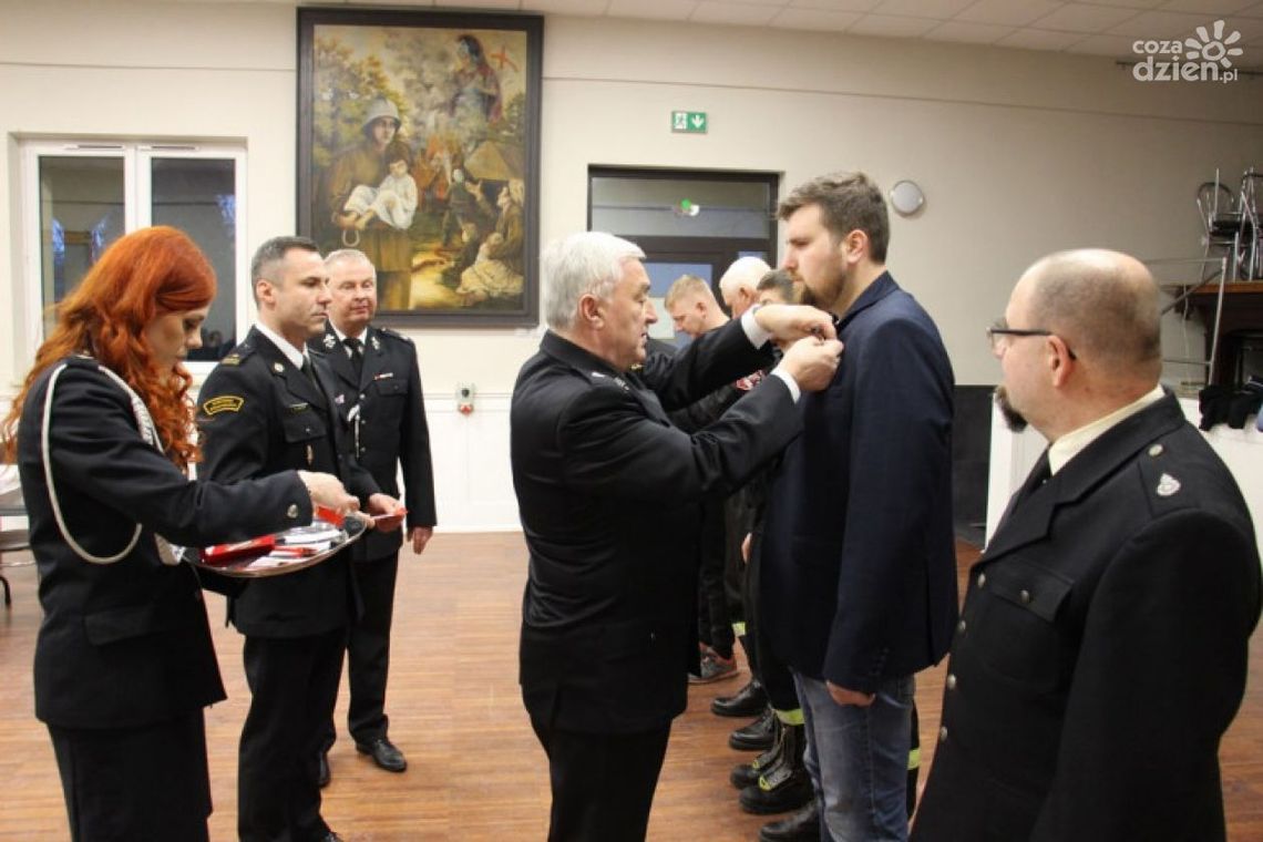 Zebranie Sprawozdawcze OSP KSRG Bliżyn z udziałem marszałka Andrzeja Bętkowskiego Zebranie Sprawozdawcze OSP KSRG Bliżyn z udziałem marszałka Andrzeja Bętkowskiego