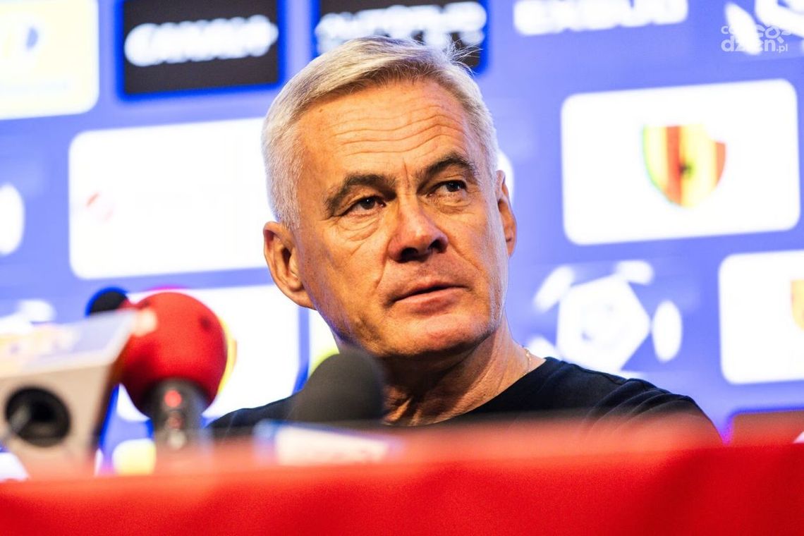 Zieliński po meczu z Legią: Mamy trzy punkty, ale to dopiero początek rundy, więc podchodzimy do tego spokojnie Zieliński po meczu z Legią: Mamy trzy punkty, ale to dopiero początek rundy, więc podchodzimy do tego spokojnie