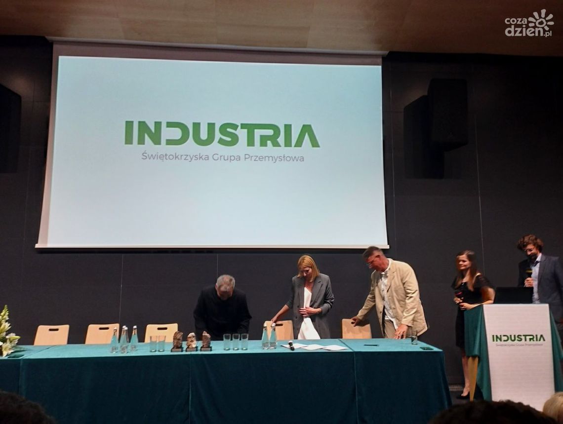 „Zielony wodór” szansą na uniezależnienie się od dostaw gazu ze wschodu „Zielony wodór” szansą na uniezależnienie się od dostaw gazu ze wschodu