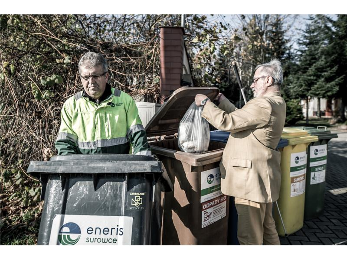 Zmiana godzin odbioru odpadów w Wigilię Zmiana godzin odbioru odpadów w Wigilię