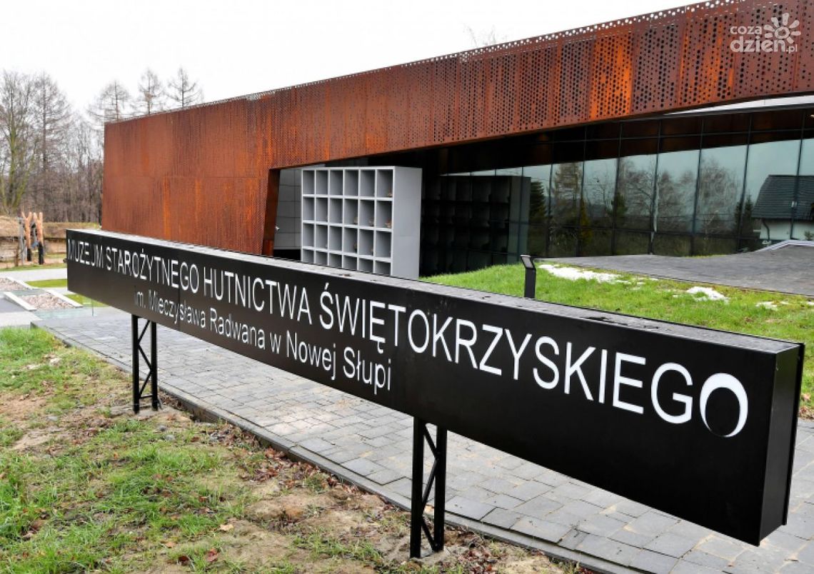 Zmiana na stanowisku dyrektora Muzeum Starożytnego Hutnictwa Świętokrzyskiego w Nowej Słupi Zmiana na stanowisku dyrektora Muzeum Starożytnego Hutnictwa Świętokrzyskiego w Nowej Słupi