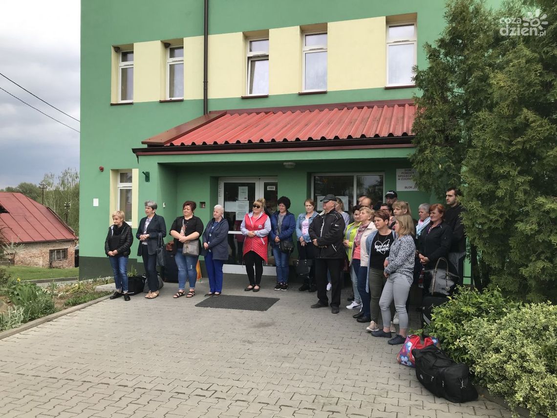 Zmiana warty w DPS w Zochcinku Zmiana warty w DPS w Zochcinku