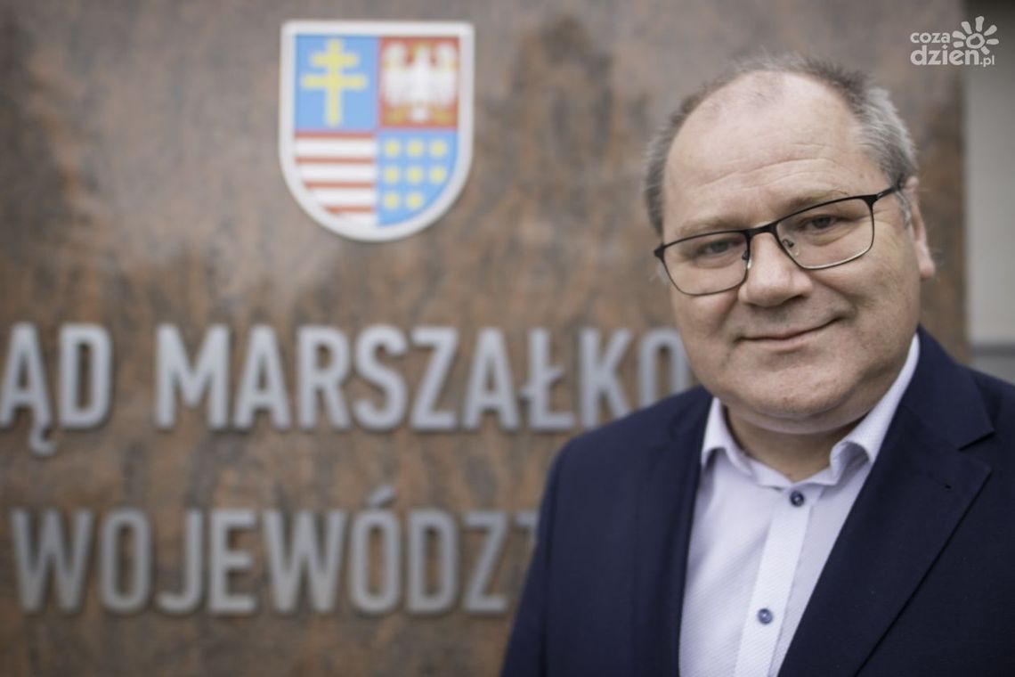 Zmiany na stanowisku dyrektora Muzeum Wsi Kieleckiej Zmiany na stanowisku dyrektora Muzeum Wsi Kieleckiej