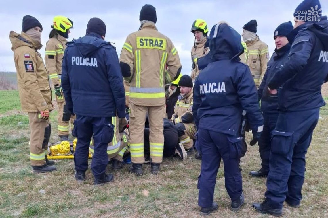 Zniknęła przed Wigilią. Szybka akcja policji i strażaków zapobiegła tragedii Zniknęła przed Wigilią. Szybka akcja policji i strażaków zapobiegła tragedii