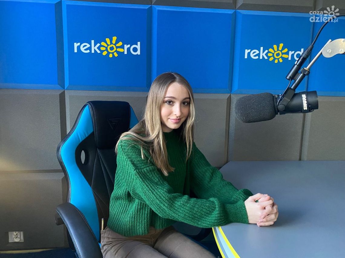 Zuza Bera: "Odbijam się" to moja odpowiedź na wszechobecny hejt Zuza Bera: "Odbijam się" to moja odpowiedź na wszechobecny hejt