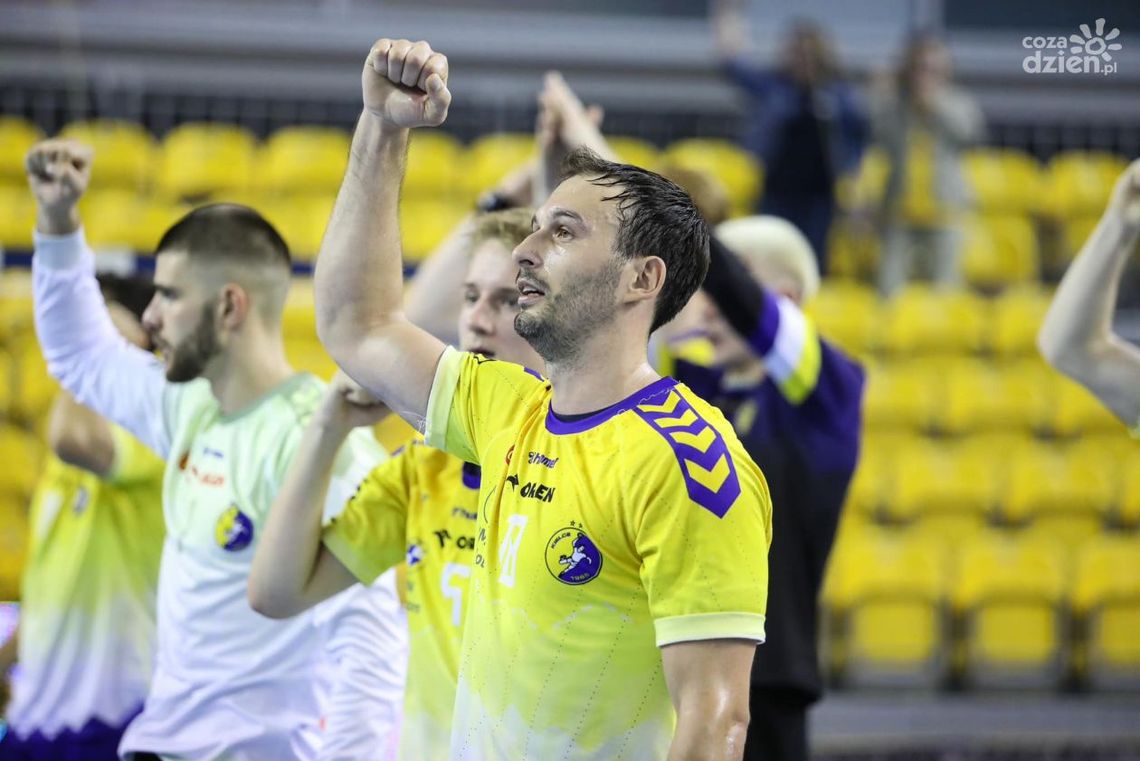 Zwycięstwo po trudnym boju. Industria Kielce z czwartą wygraną z rzędu. Zwycięstwo po trudnym boju. Industria Kielce z czwartą wygraną z rzędu.