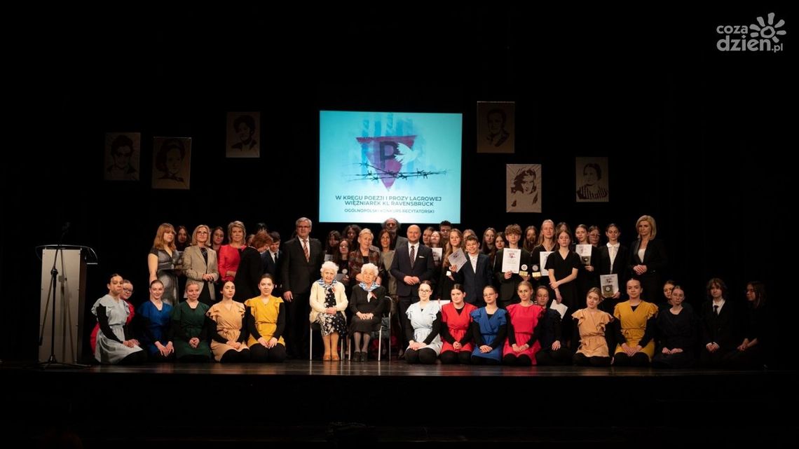 Zwycięstwo uczennicy ze świętokrzyskiego w ogólnopolskim konkursie recytatorskim Zwycięstwo uczennicy ze świętokrzyskiego w ogólnopolskim konkursie recytatorskim