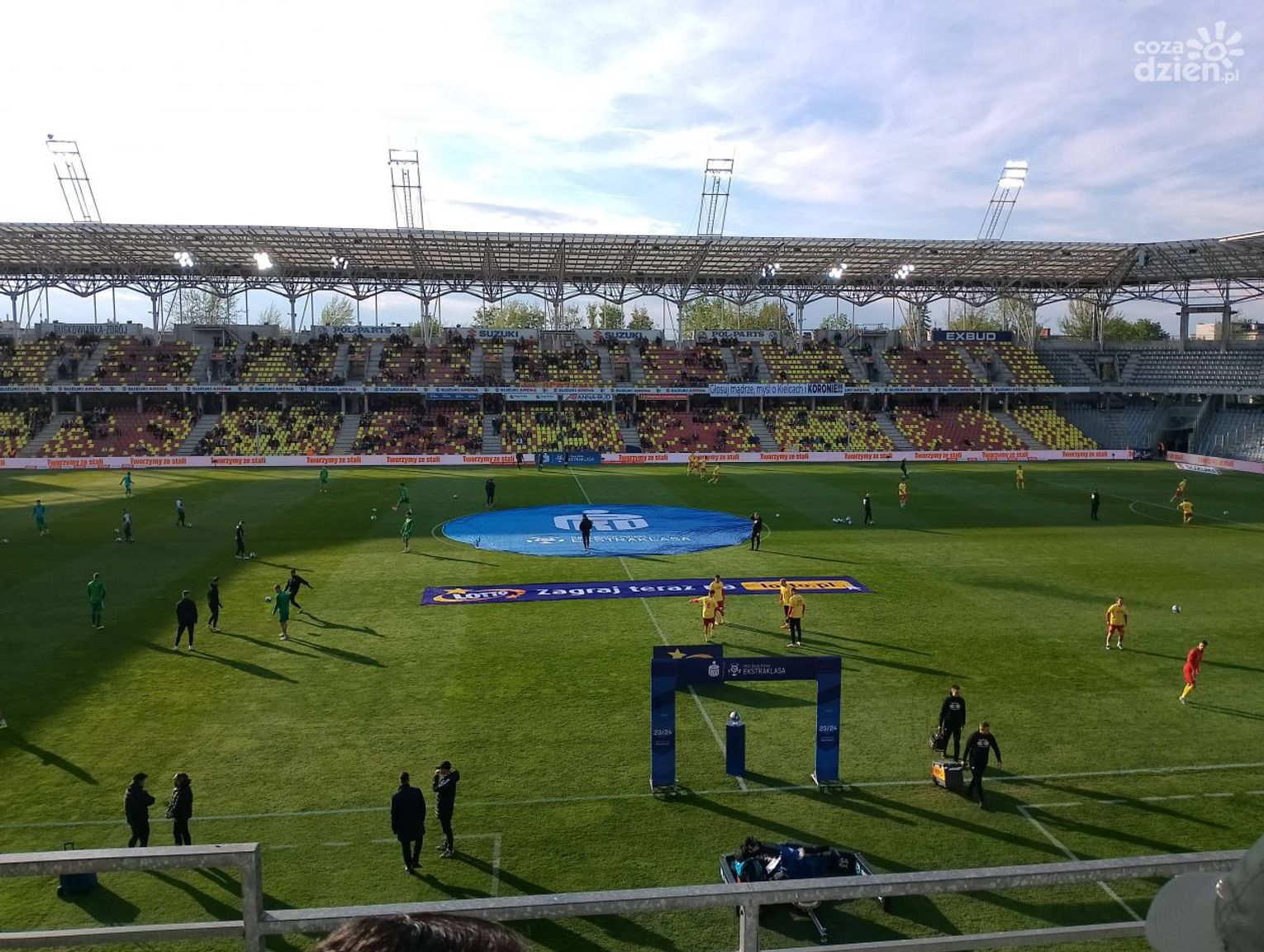 Korona Kielce- Radomiak Radom 4:0 (Relacja live) Korona Kielce- Radomiak Radom 4:0 (Relacja live)