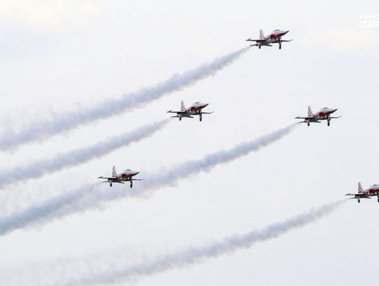 AIR SHOW - gigantyczne pokazy lotnicze blisko Ostrowca