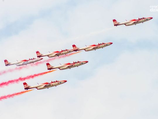 AIR SHOW - gigantyczne pokazy lotnicze blisko Ostrowca