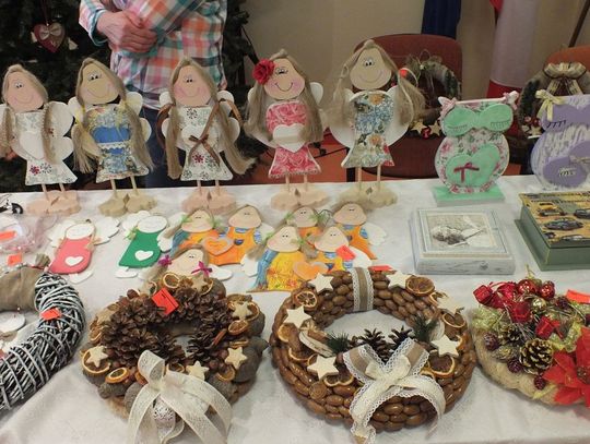 Kiermasz świąteczny w starostwie