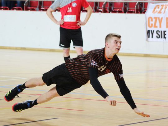 KSZO Odlewnia - KS Uniwersytet Radom - zdjęcia