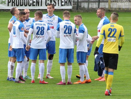 KSZO 1929 Ostrowiec Świętokrzyski - Hutnik Nowa Huta Kraków - zdjęcia