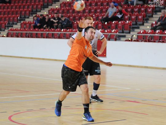 KSZO Odlewnia Ostrowiec Św.  - AZS UJK Kielce - zdjęcia