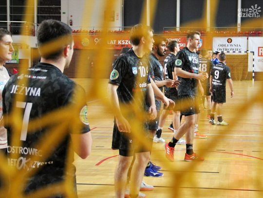 KSZO Odlewnia Ostrowiec Św. - NLO SMS ZPRP Kielce - zdjęcia