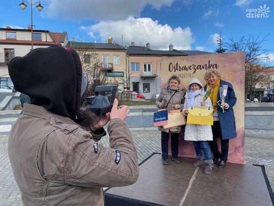 Dzień Kobiet na ostrowieckim Rynku