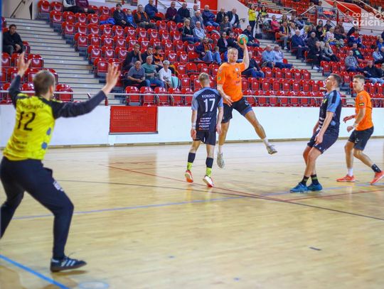 KSZO Ostrowiec Św - KSSPR Końskie - ZDJĘCIA