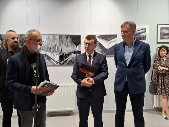 Ostrowieccy fotograficy pokazują swoje prace 