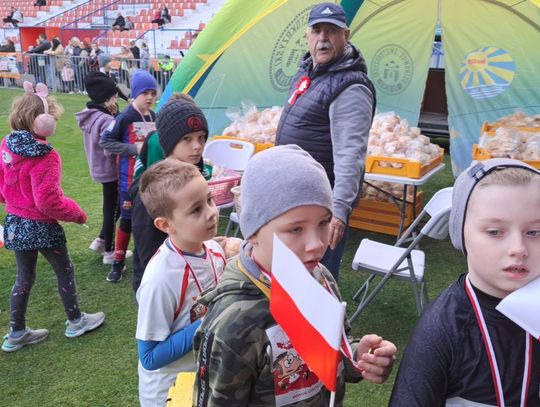 Biegi Niepodległości tym razem na stadionie KSZO  